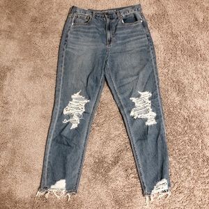 American Eagle cropped mom jeans
